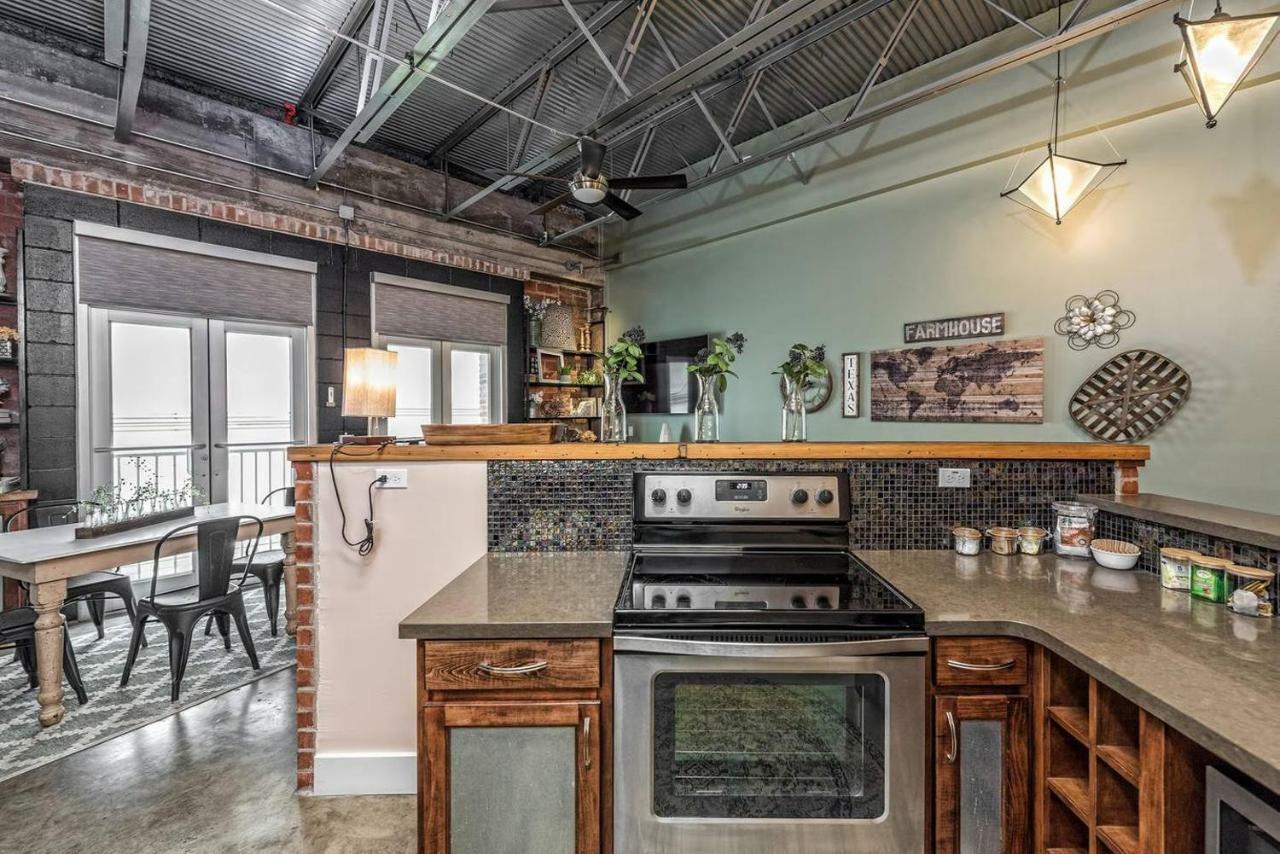Green Door Lofts -Magnolia Loft, Silos/Downtown Вейко Екстер'єр фото